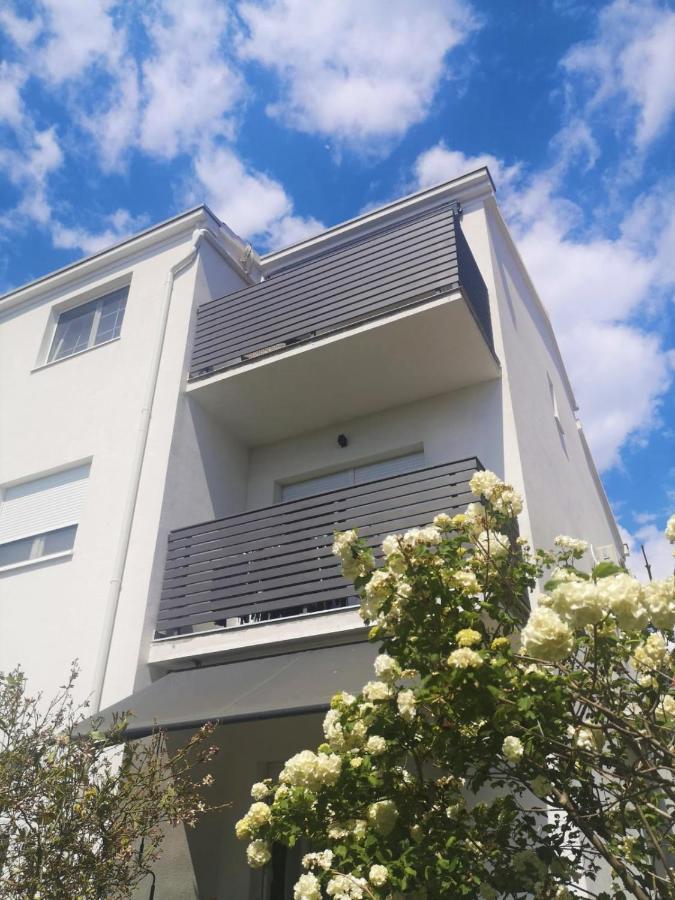 Apartments Tanja Kaštela Εξωτερικό φωτογραφία